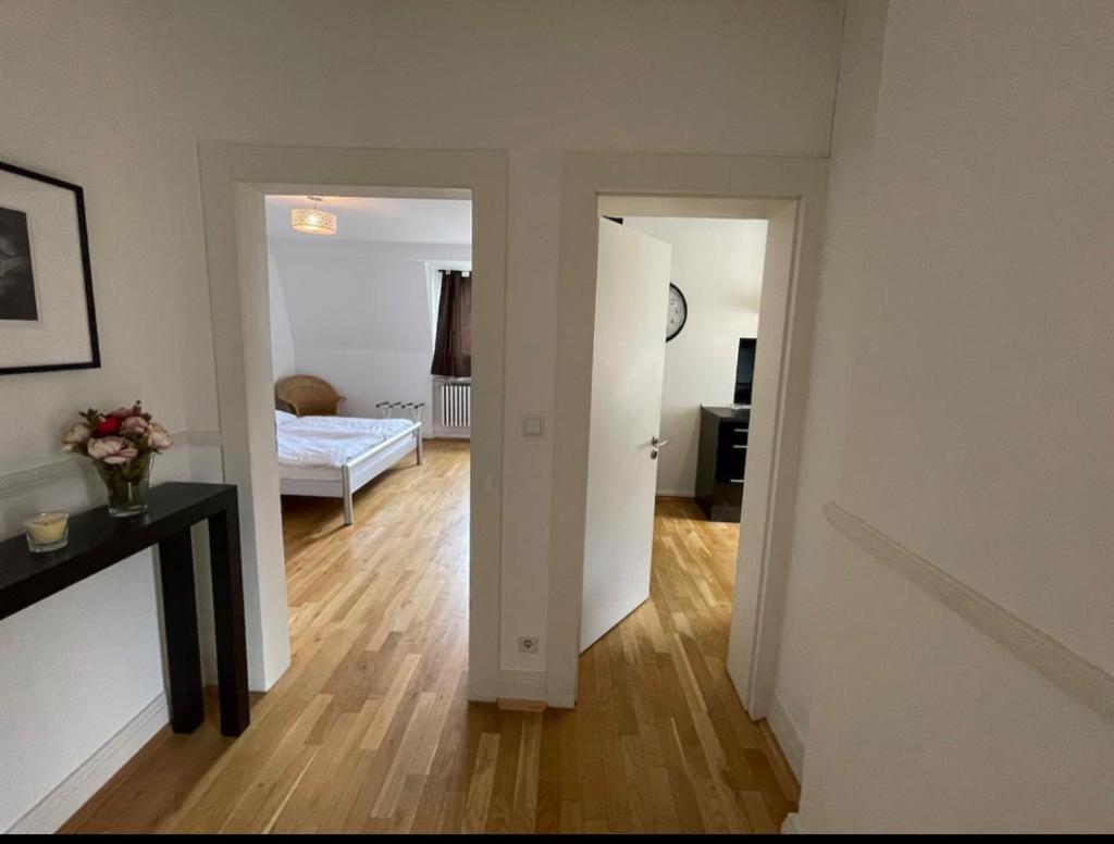 デュッセルドルフLuxury Rooftop Loft With River View 10Min To Cityアパートメント エクステリア 写真